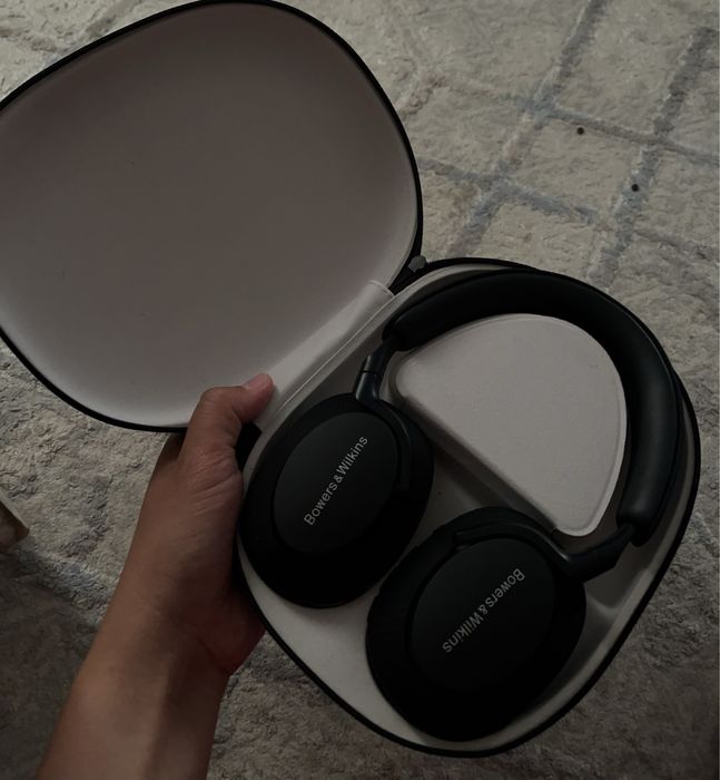 Наушники Bowers & Wilkins