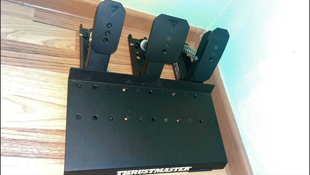 Volan gaming Thrustmaster T128P Playstation/PC + Pedale Thrustmaster Raceline III