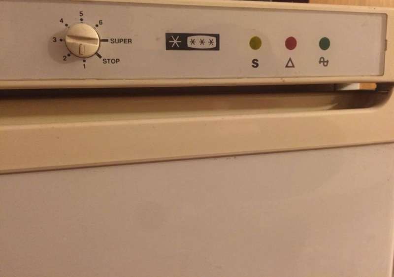 Продавам употребяван фризер Силтал