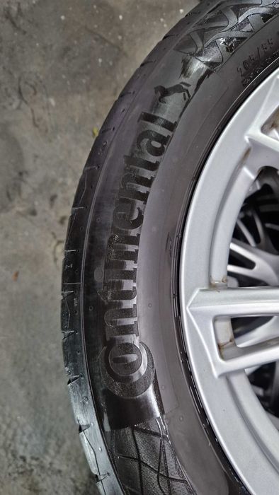 SEAT Джанти със летни гуми 205/55/16 6,5J ET46 5×112 ЦО56,6 ДОТ0523