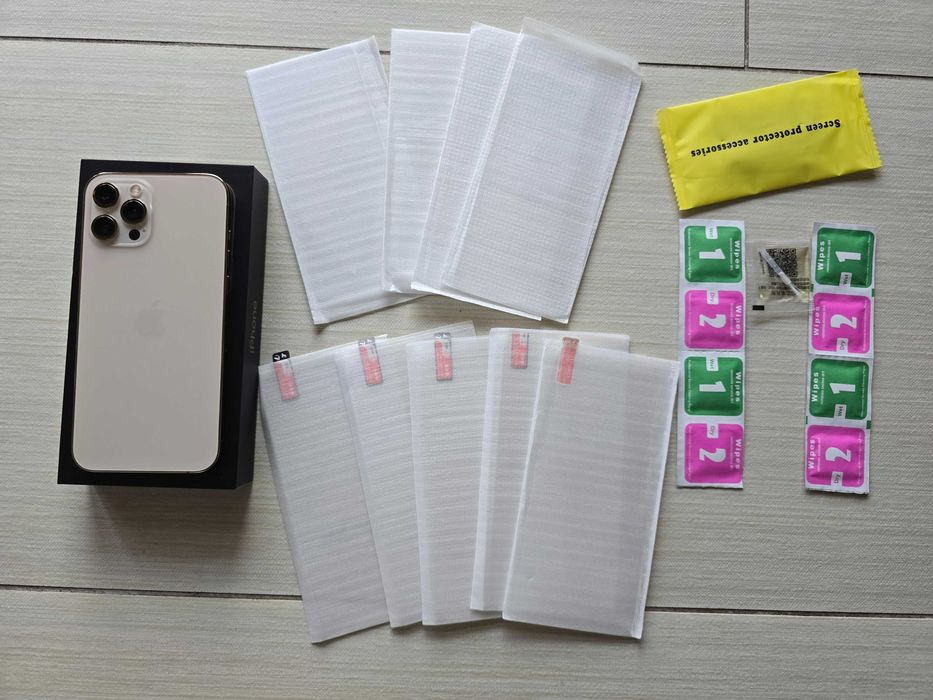 iPhone 12 Pro Max 128GB Gold Перфектен с аксесоари