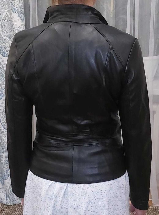 Куртка кожаная женская