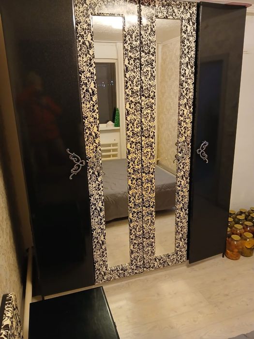 Шифанер шкаф срочно