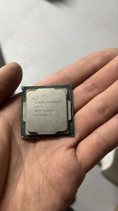 Процессор Intel Celeron G3930 (LGA1151) —