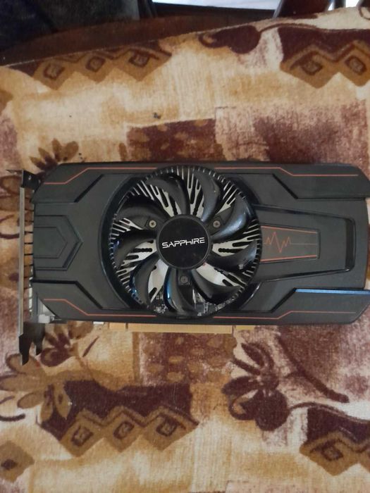 Продавам видео карта RX 560 4gb