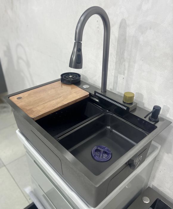 Мойка черний Qora Moyka nerjaveyka rakvina rakovina