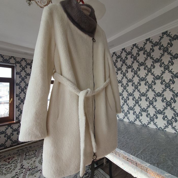 Продается новое женское пальто Турецкое