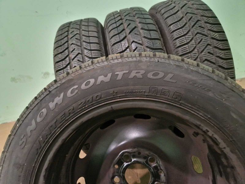 4 Pirelli R15 175/65/ 
зимни гуми 
DOT2418
