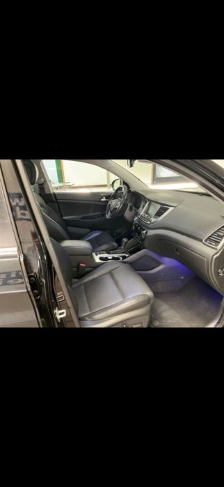 Hyndai Tucson 2.0 disel 185к.с