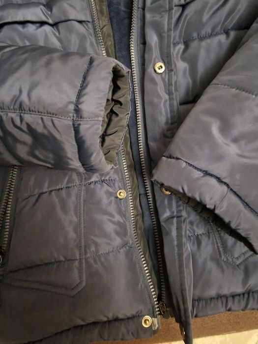 Продам куртку для мальчика зимнюю