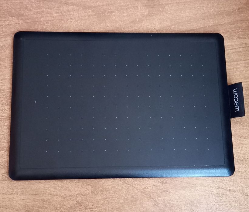 Графический планшет Wacom One Small