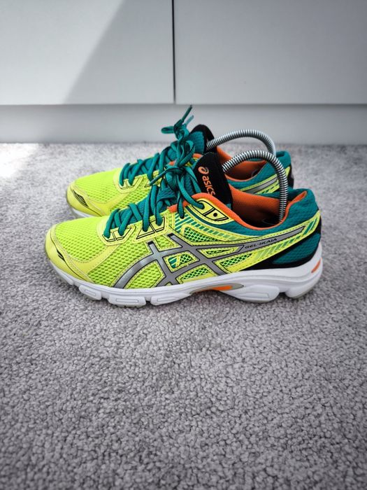 Adidasi alergare copii Asics Gel-Ikaia 5, mărimea 39 fit 38,5– stare foarte bună