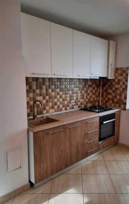 Дава се под наем Тристаен апартамент в Пловдив, Централна гара - 90 кв.м за 321.3 € - Снимка #1