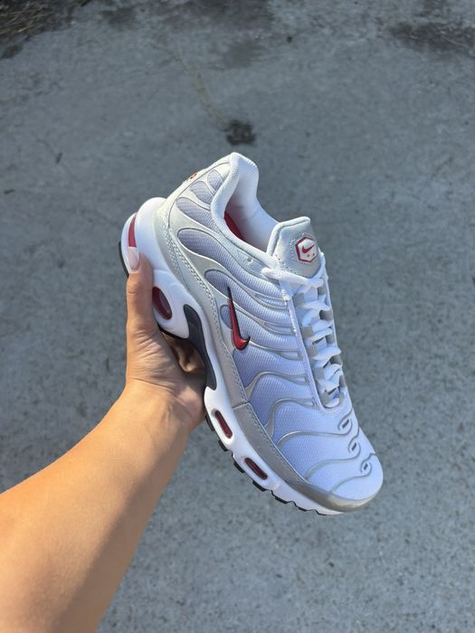 Nike Tn Silver red