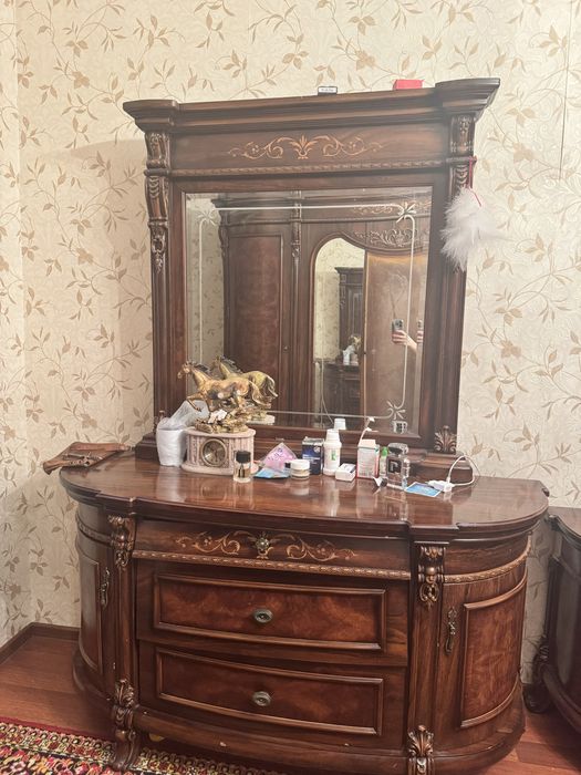 Спальный гарнитур полный комплект