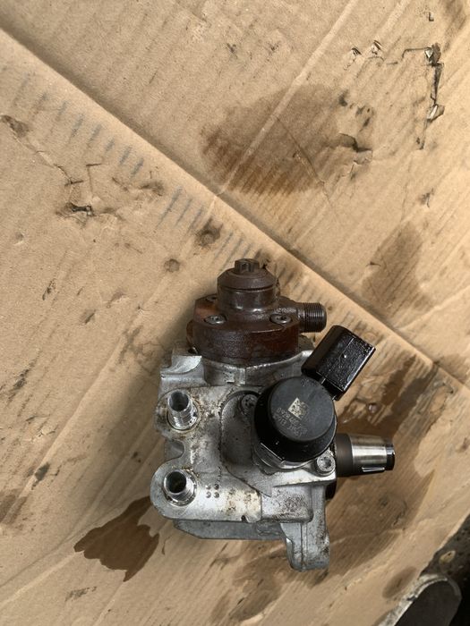 Kit injectie injectoare  pompa inalte bmw  n47d20c 143 cp euro5