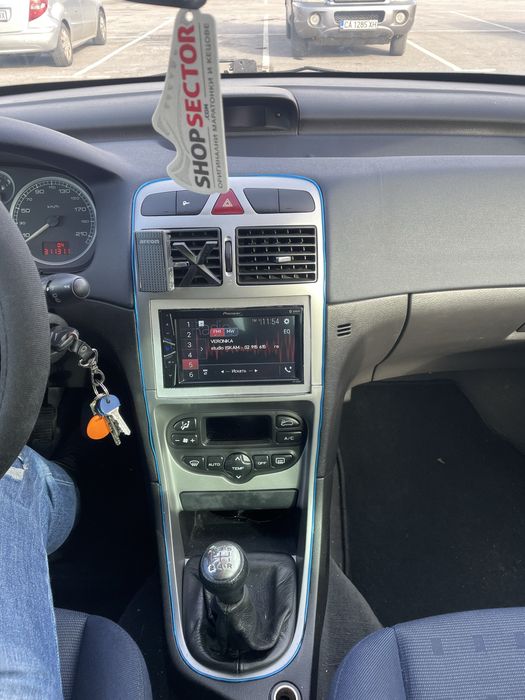 Пежо 307sw 2.0 136кс. Газ,бензин.