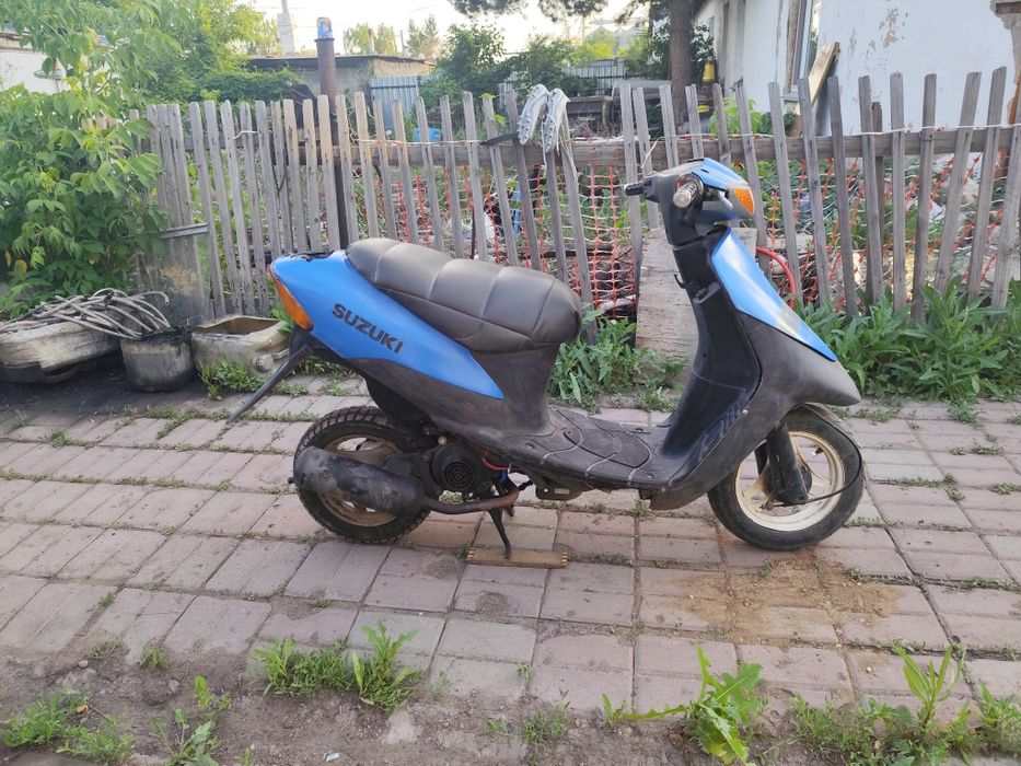 Мопед Сузуки лест 2