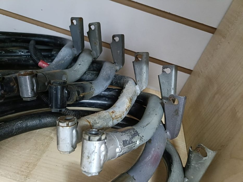 Навес багажника Мерседес 124