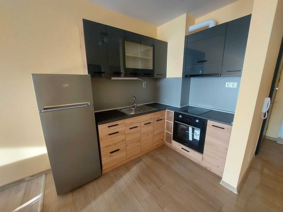 Дава се под наем Двустаен апартамент в София, Връбница 1 - 72 кв.м за 500 € - Снимка #2