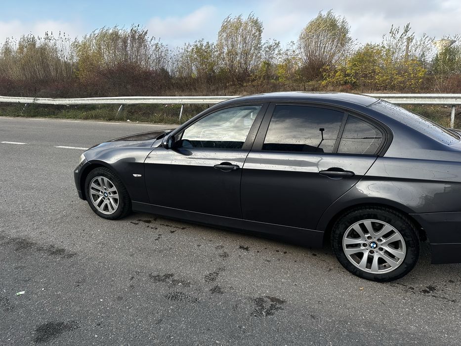 Bmw e90. 2.0i 170 cai