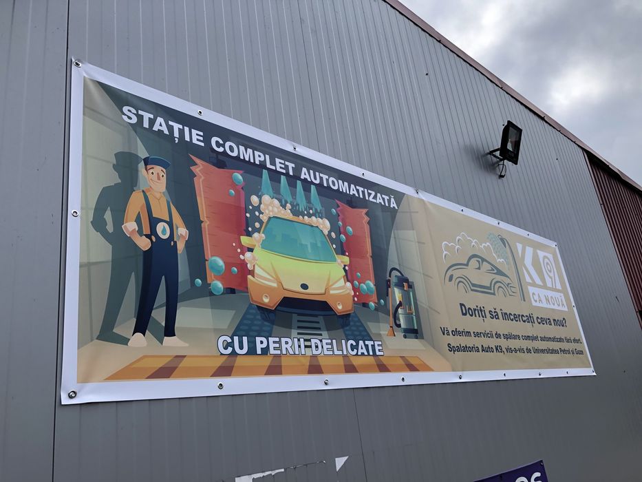 Bannere publicitare meshuri postere roll-up uri spidere