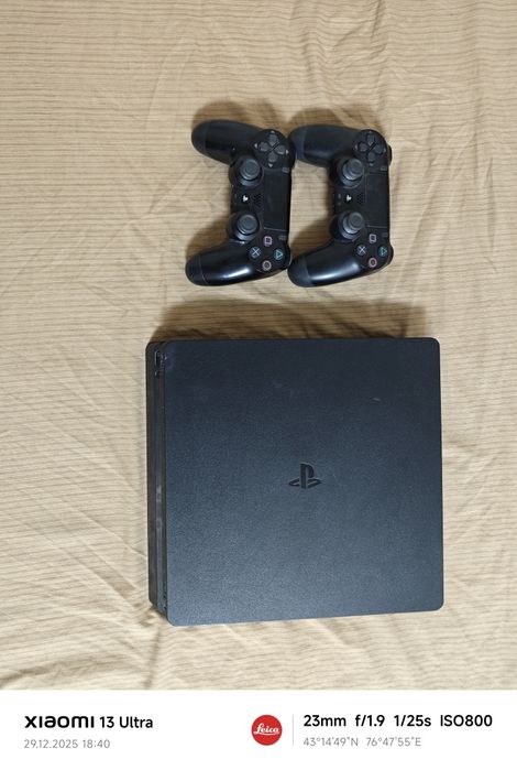 Ps 4 slim черного цвета