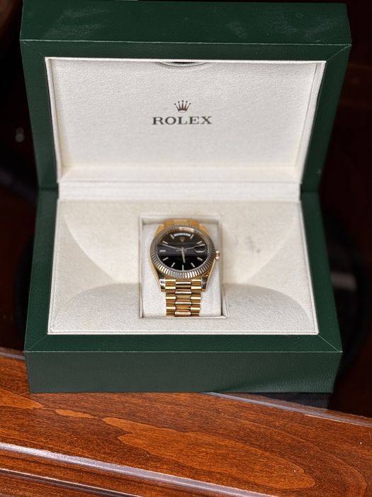 Rolex Day Date 41mm в перфектно състояние.