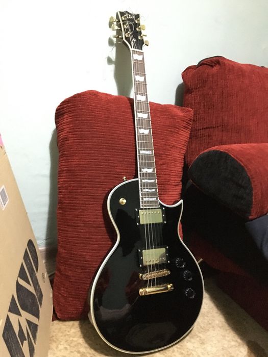 Электрогитара ESP LTD256