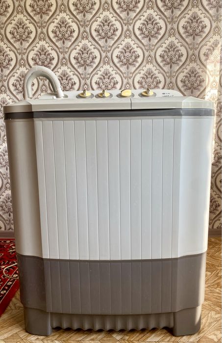 Продаю стиральную машину LG полуавтомат в отличном состоянии