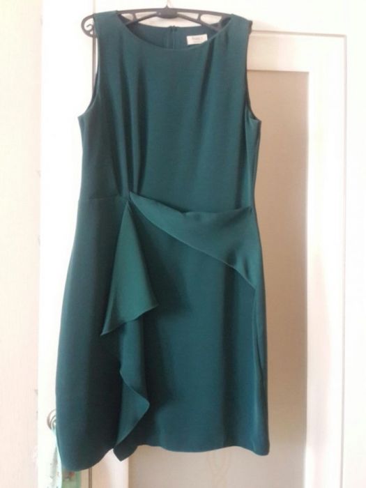 Продам элегантное платье