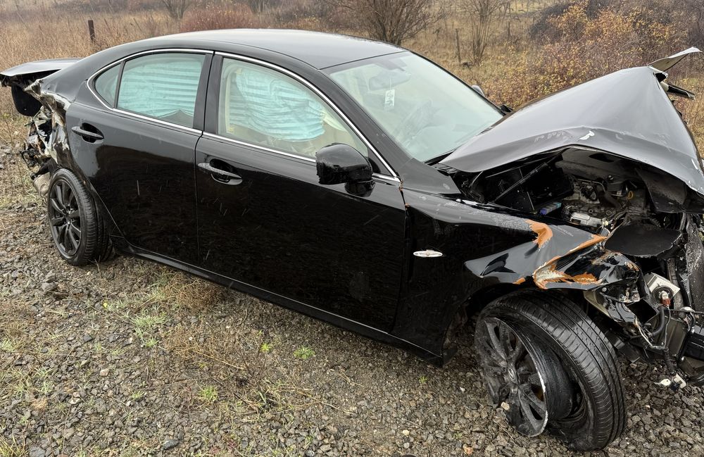 Lexus IS 220d 2.2d  на части