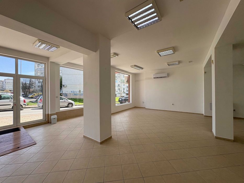 Промишлено помещение под наем, Владислав Варненчик, гр.Варна