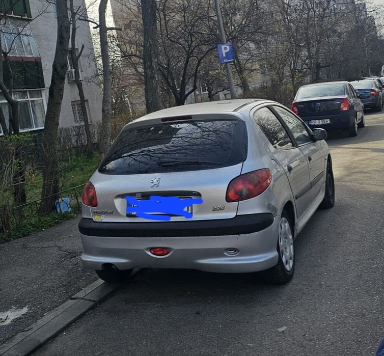 Vând Peugeot 206