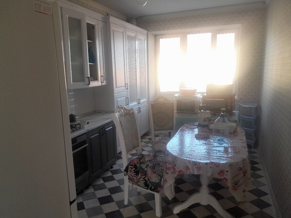 Продаётся 2 ком квартира Батыс 2