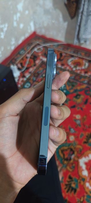 Iphone 13 pro sotiladi narxini kelishamiz 13 pro