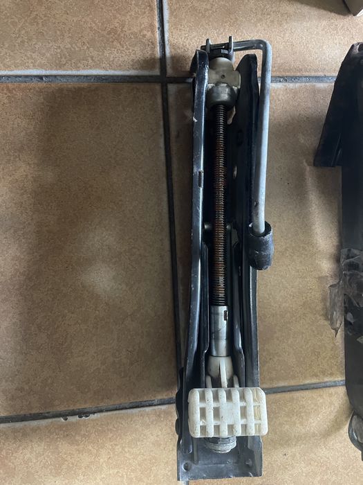 Cricuri auto cu talpa bmw toata gama F,E Audi A6 c7c6 VW Mini Mercedes