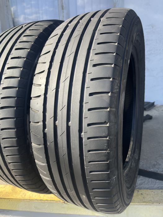 2 бр. летни гуми 215/60/16 Nokian DOT 1911 4,5/5,5 mm