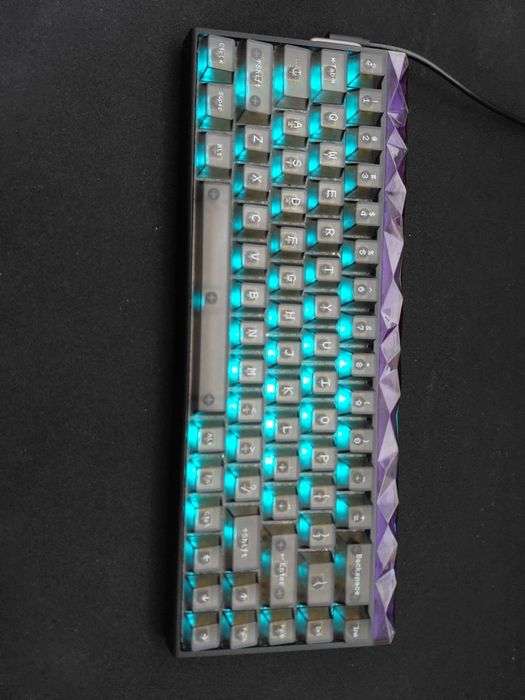 клавиатура мышка наушники коврик