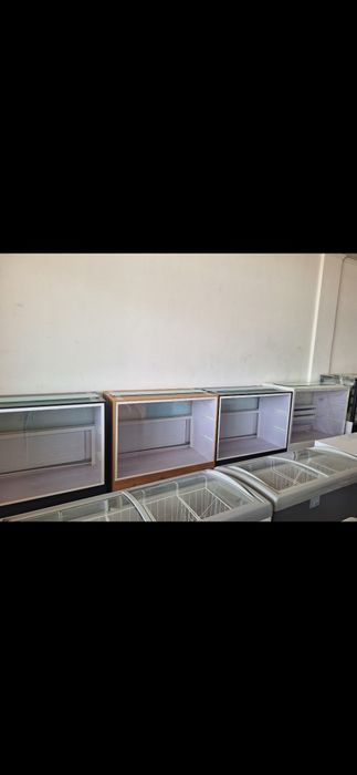 Витринные Холодильники