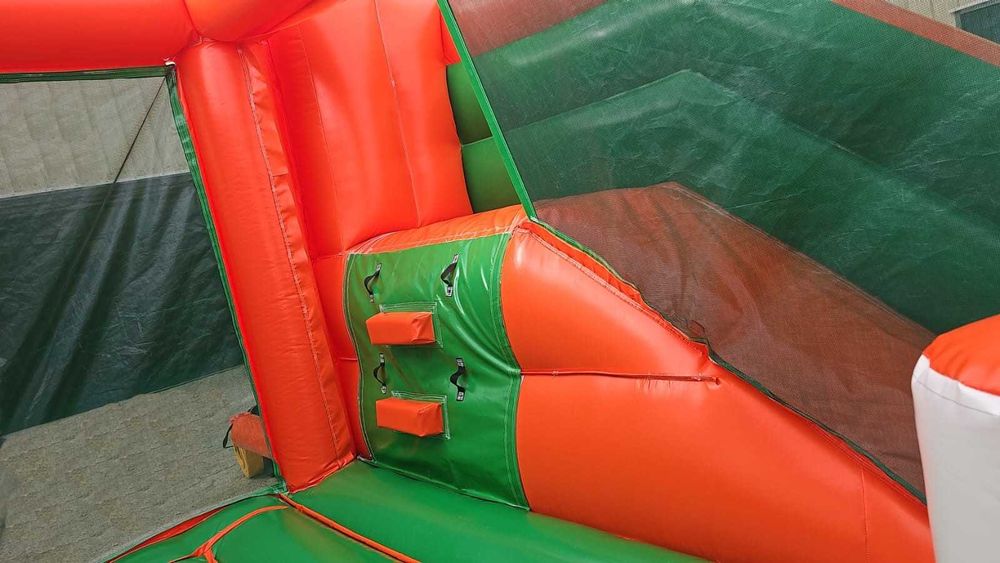 Tobongn gonflabi profesional, nou, cu trambulina pentru prescolari