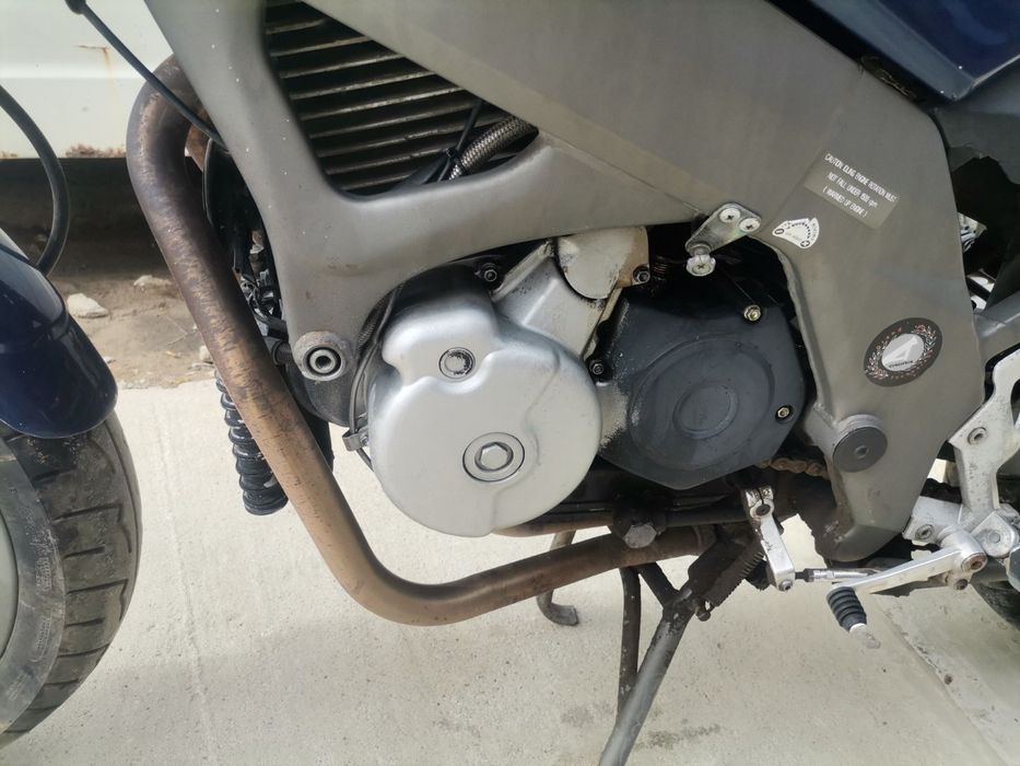 Само на части cagiva river 600