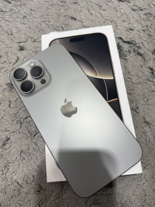 iPhone 16 pro max