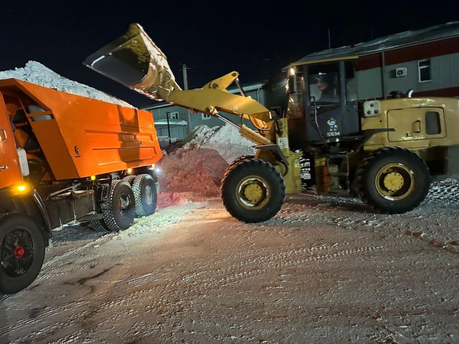 Продам фронтальный погрузчик 2 куба