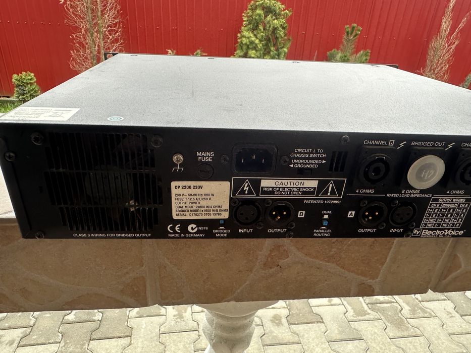 Electro-Voice CP2200s identic cu dynacord CL1600(rcf fbt ev shure )