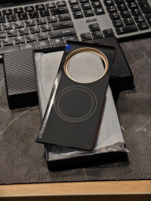 Карбоновый чехол для vivo x fold 5