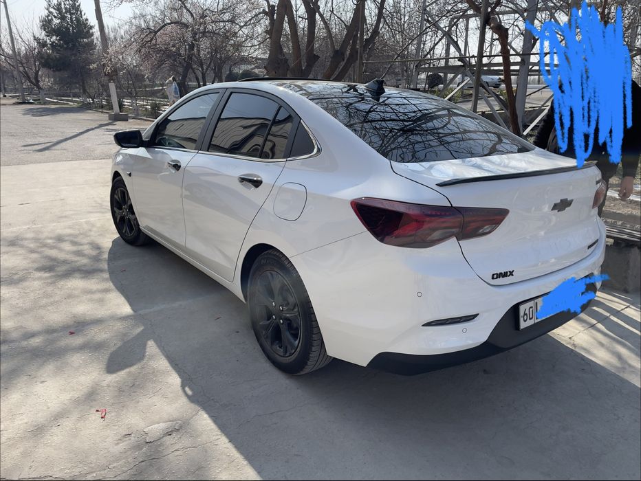 Onix сотилади холати идеал