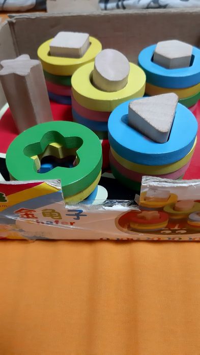 Развивающие игрушки