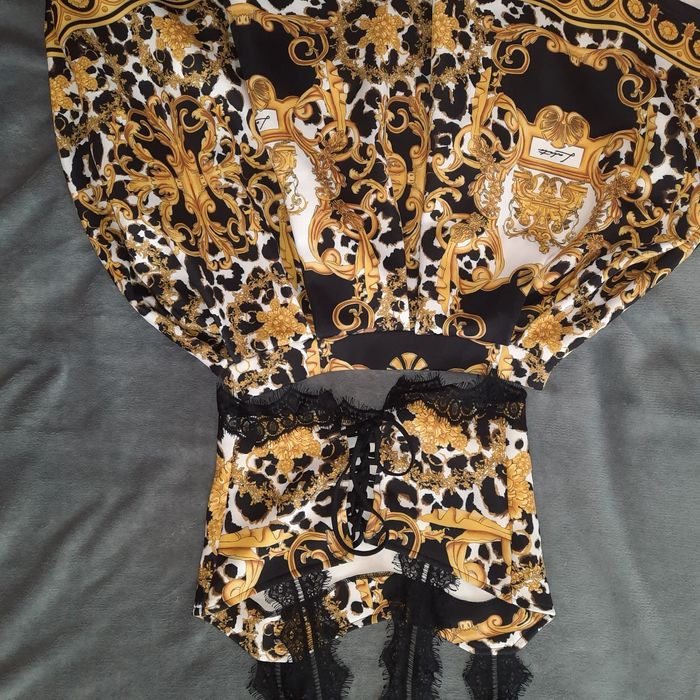 Дамски комплект от две части