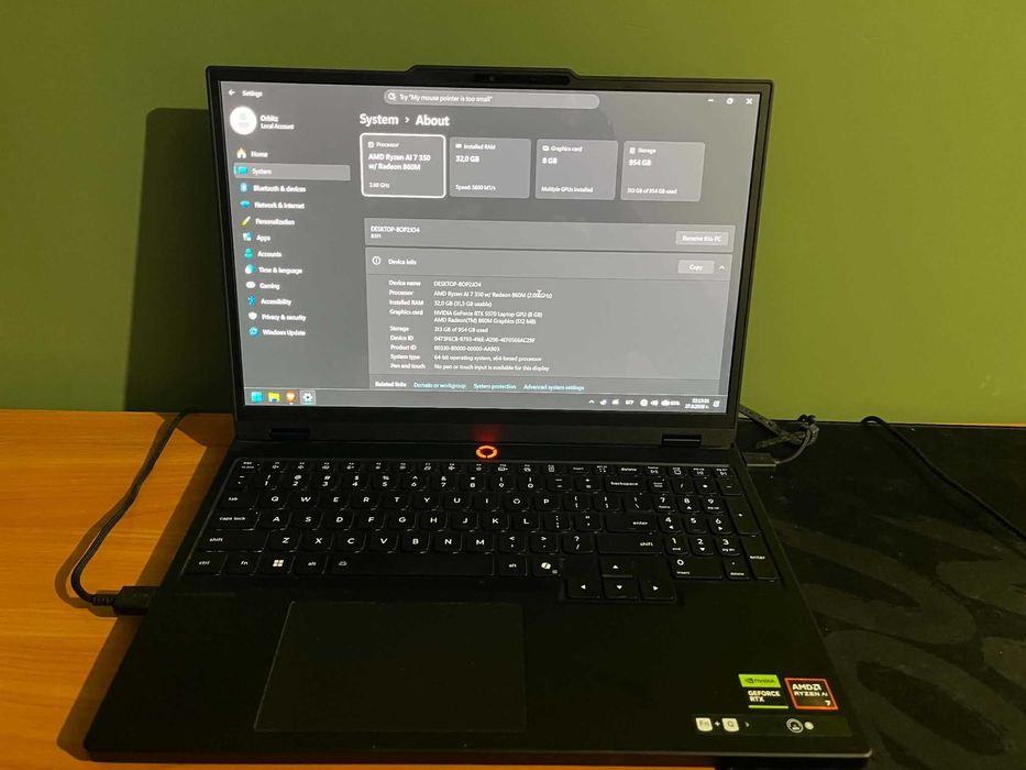 Лаптоп Lenovo Legion 5 15AKP10 /  AI 7 350 w / RTX 5070 в гарананция